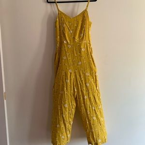 Size medium yellow floral Old Navy jumpsuit